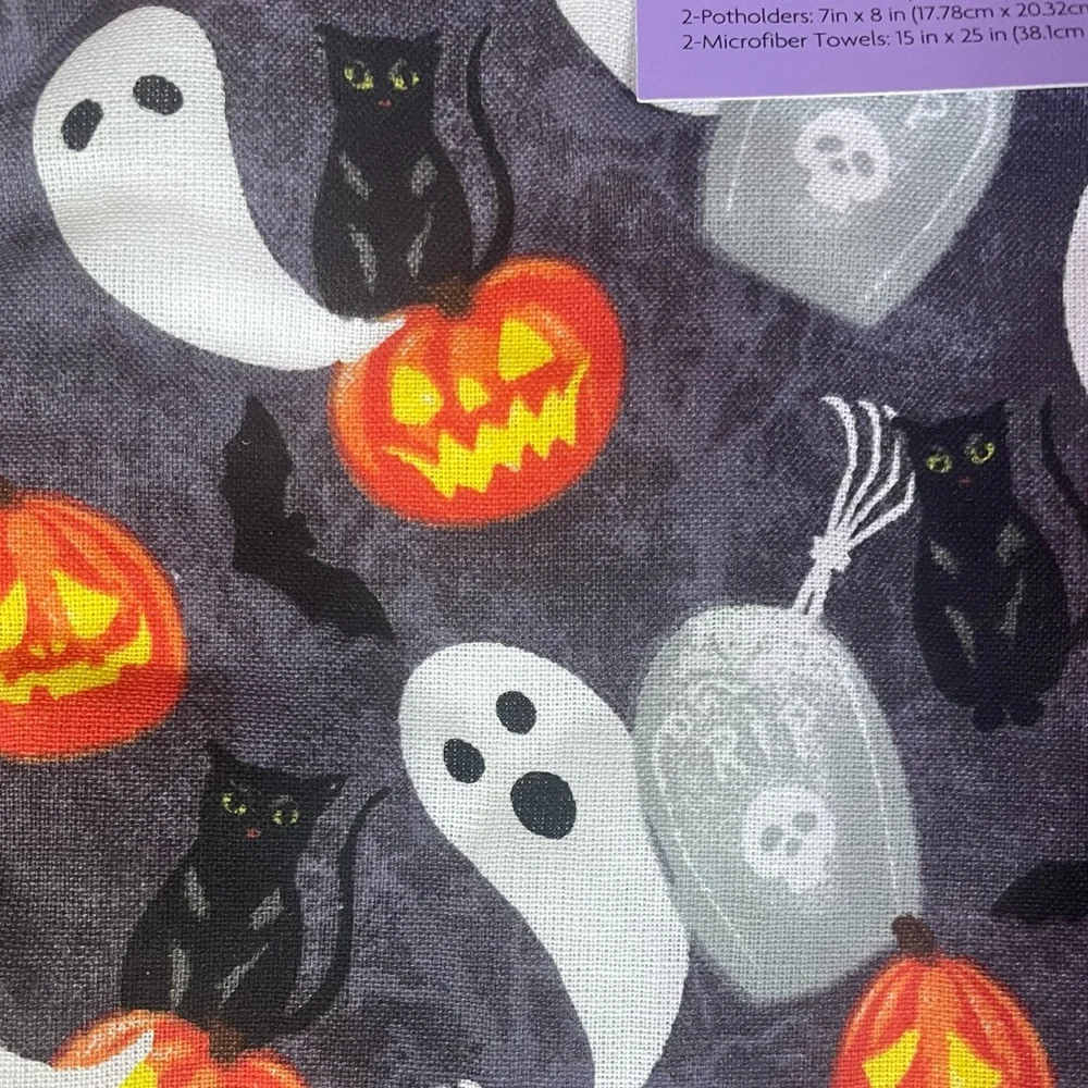 6-pc Halloween Kitchen Linen Set Ghosts Pumpkins Mitt Pot Holders Towels NWT NEW